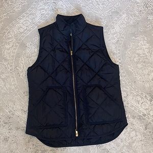 J CREW PUFFER VEST QUILTED